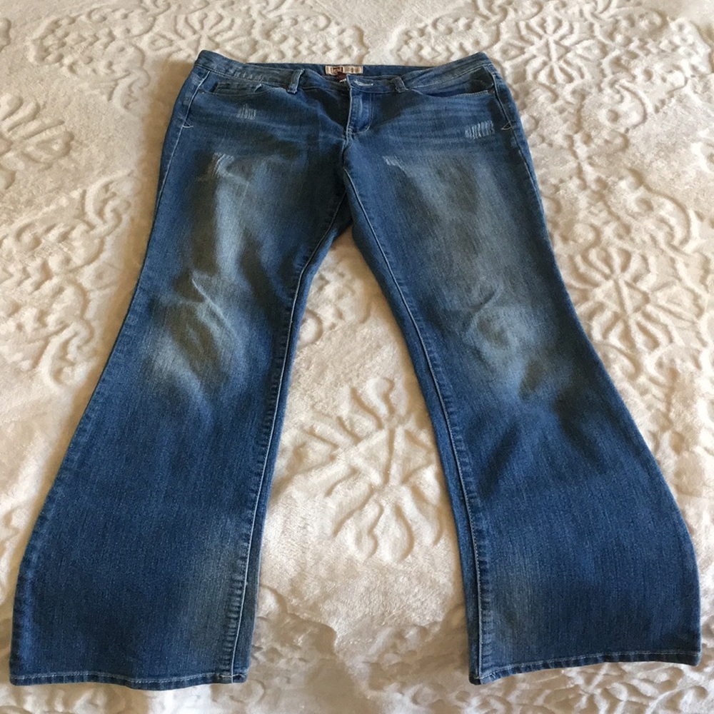 L.e.i. Jeans